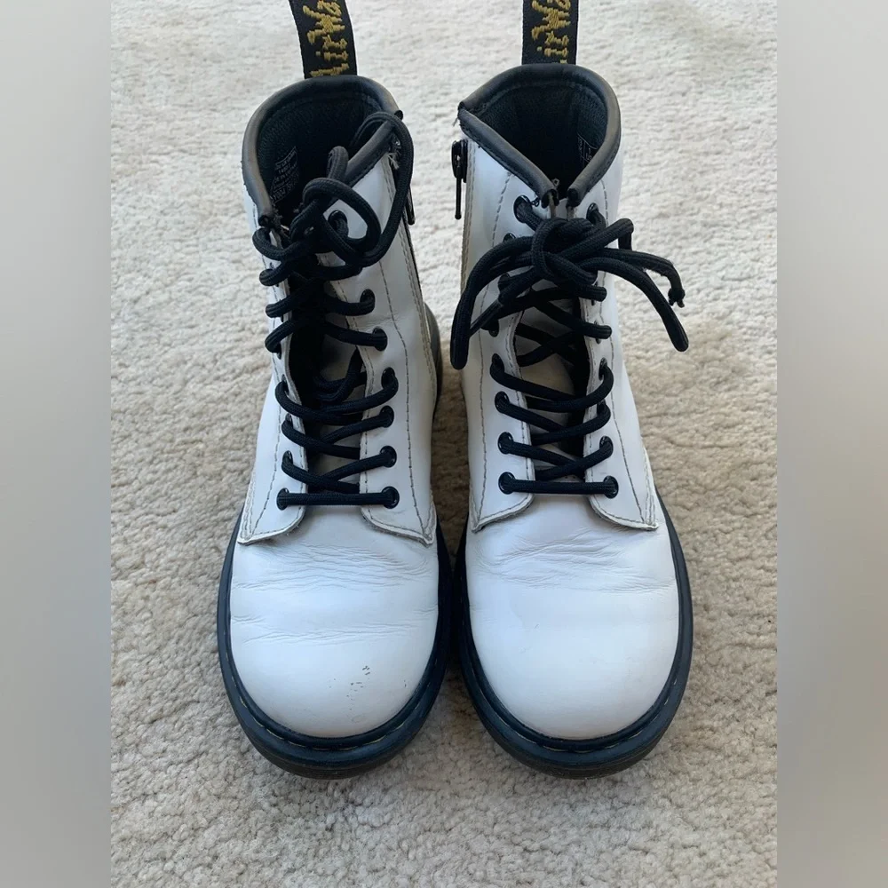 Dr. Martens Big Kid Youth Size 1, White 1460 J Combat Leather Lace Up Boots